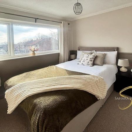 Stylish 2Bed - Manchester - Free Parking Hyde Εξωτερικό φωτογραφία