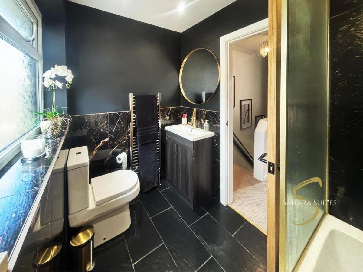 Stylish 2Bed - Manchester - Free Parking Hyde Εξωτερικό φωτογραφία