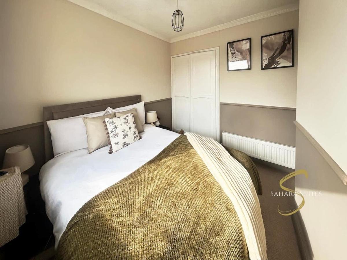 Stylish 2Bed - Manchester - Free Parking Hyde Εξωτερικό φωτογραφία